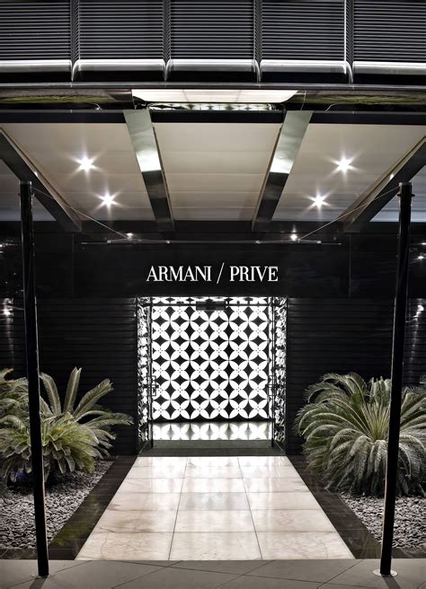 Armani Hotel Dubai Burj Khalifa Dubai Uae Armani Prive Night Club Entrance Travoh