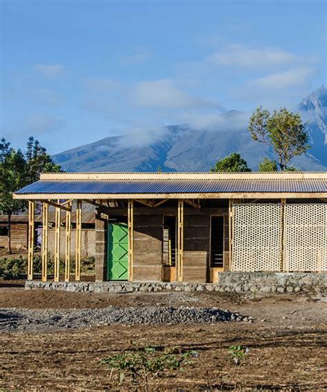 Sopa Uses Rammed Earth And Traditional Techniques To Build School