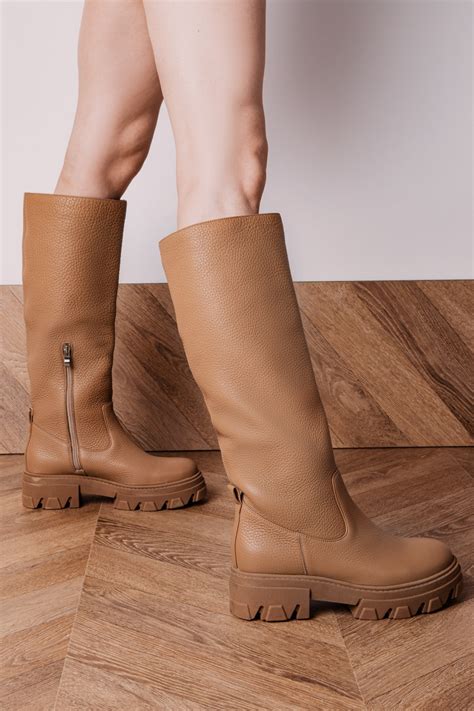 Oslo Camel Leather Boots