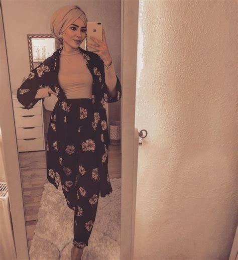 Luxyhijab Adlı Kullanıcının Hijab Otd الحجاب اليومي Panosundaki Pin