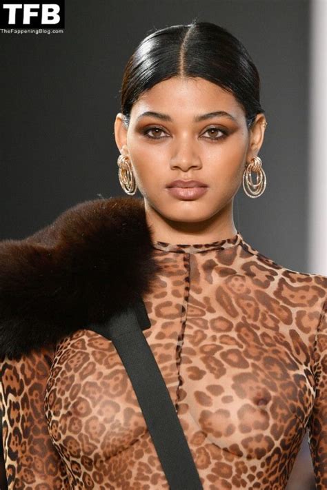 Danielle Herrington Flashes Her Nude Tits At LaQuan Smiths Fashion Show During NYFW Photos