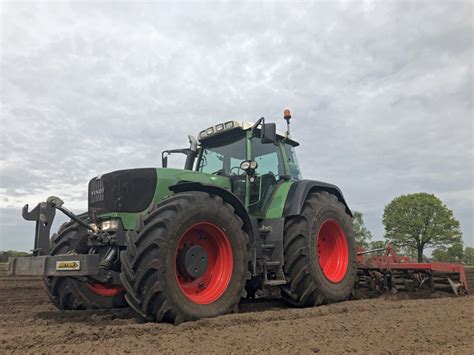 If you choose a fendt tigo 60 pr and a fendt 724 vario now, you can save at least €10,231*. Gastfoto's van Jasper Janssen I - Agrifoto.nl