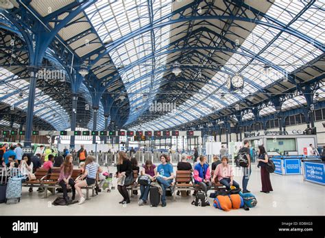 Brighton Railway Station Uk Stock Photo Alamy