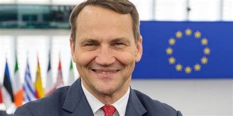 Arkadiusz bartosiak, łukasz klinke, marcin meller. Sikorski musiał się tłumaczyć u Olejnik. Poszło o ...