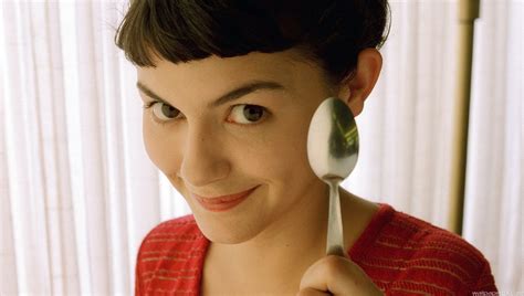 Ten moments that made us fall in love with 'Amélie' - Film Daily