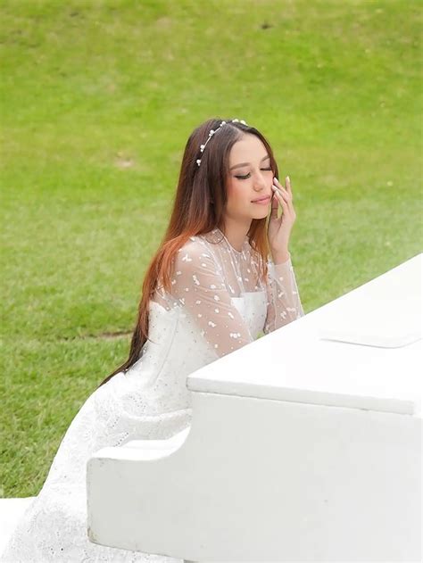 Aldamoura Populerkan Kembali Lagu Hampa Milik Ari Lasso Dengan Nuansa