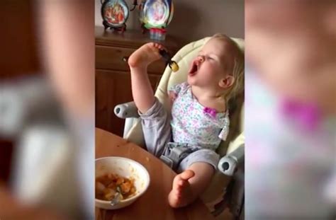 Amazing Toddler With No Arms Has Learned To Eat With Her Feet Aol