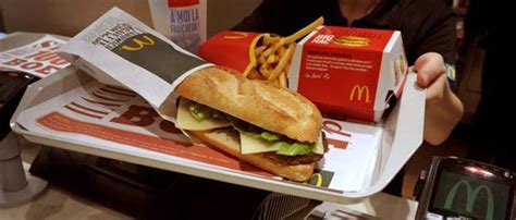 4 food groups in french. McDonald's global expansion: The American fast-food chain ...
