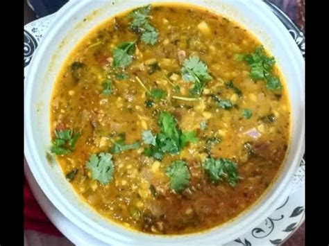 Sweet susiyam recipe with healthy whole green gram and jaggery. Mulaikattiya pachai payaru gravy recipe by my akka - YouTube