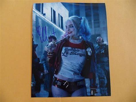 Margot Robbie 8x10 Autographed Suicide Squad Photo 1836520638