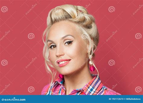 Pretty Retro Woman With Red Lips Makeup And Old Fashioned Hairdo