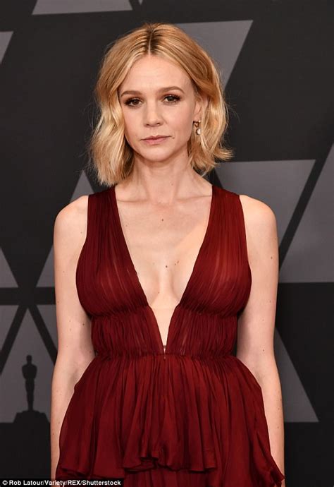 Последние твиты от carey mulligan (@careymofficial). Carey Mulligan opens up about grandma's Alzheimer's battle ...