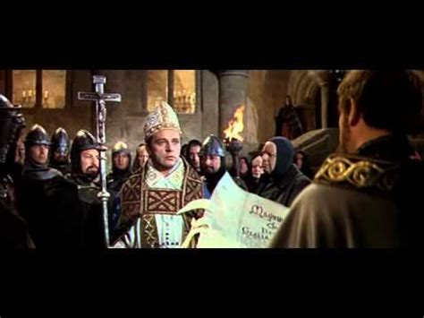 Suite à un tragique accident de voiture en grèce, beckett, un touriste américain, se retrouve au centre d'un dangereux complot politique et en fuite pour sa vie. BECKET: The Best Scene - YouTube