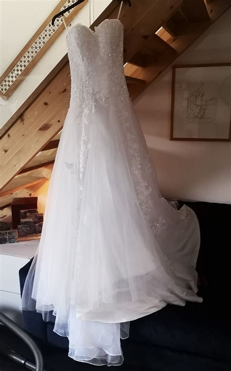 Custom Made White Lace Wedding Dress Sell My Wedding Dress Online