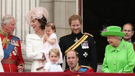 Kate Istri Pangeran William Mengandung Anak Ketiga Bbc News Indonesia