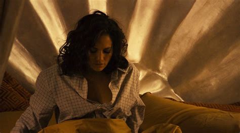 Nude Video Celebs Jennifer Lopez Sexy Bordertown 2006