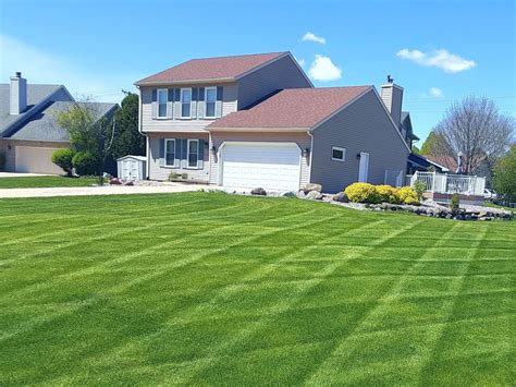 Madison Wi Lawn Care And Mowing Service Eco And Electric