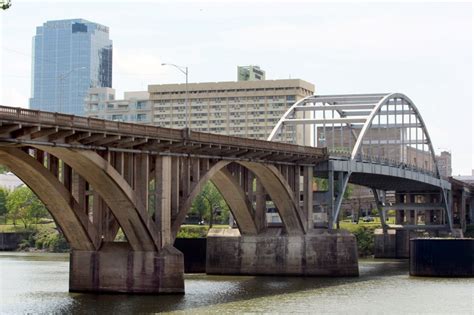 Broadway Bridge Bid Calls For 6 Month Closure