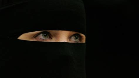 Netherlands Burqa Ban Parliament Passes Law Forbidding Face Coverings