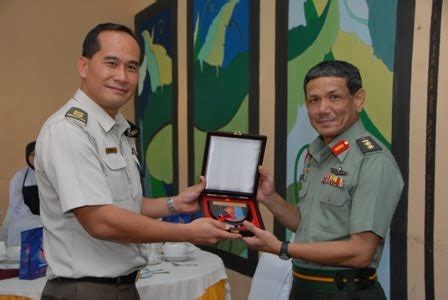 Read reviews from world's largest community for readers. SSC Intake 34 - Reminiscing: Colonel Tengku Ahmad Noor ...