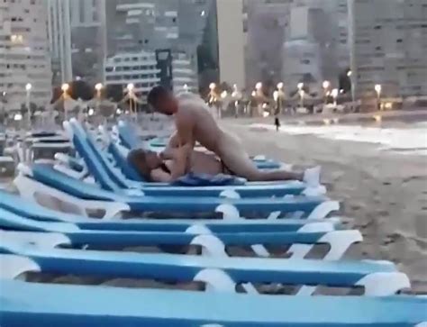 Couples Fucking On Nude Beach Cloobex Hot Girl