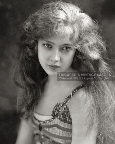 1920s Young Doris Eaton Photo Ziegfeld Follies Showgirl Actress