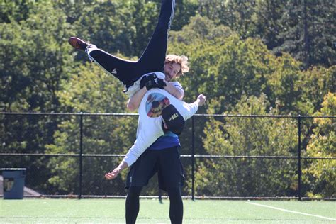 UNC Asheville ultimate Frisbee starts their season - The Blue Banner