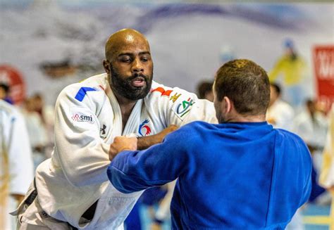 Aside from lifting weights in the gym, judo champion teddy riner focuses on hill sprints and other bodyweight exercises to get him into shape. POSTPONED SUPER-HEAVYWEIGHT CLASH GIVES RINER TIME ...