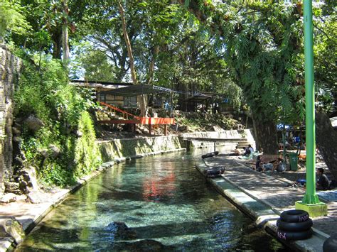 Air mata sedih | air mata identik dengan kesedihan. Catatan Perjalanan Outdoor Travelling: Segarnya Berenang ...