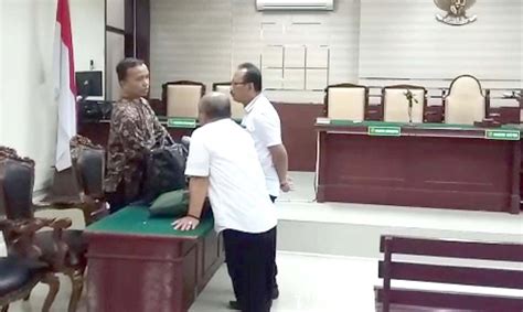 Mantan Sekda Kota Malang Divonis Tiga Tahun Penjara