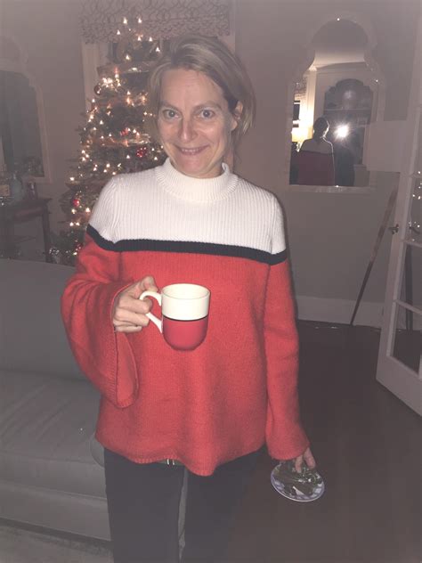 My Moms Sweater Matches Her Mug Mildlyinteresting