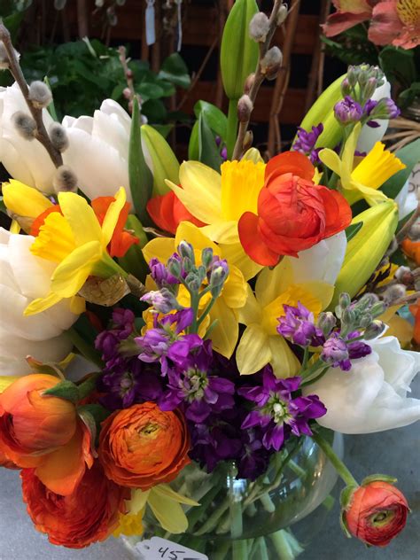 10 Beautiful Spring Flower Arrangements Decoomo