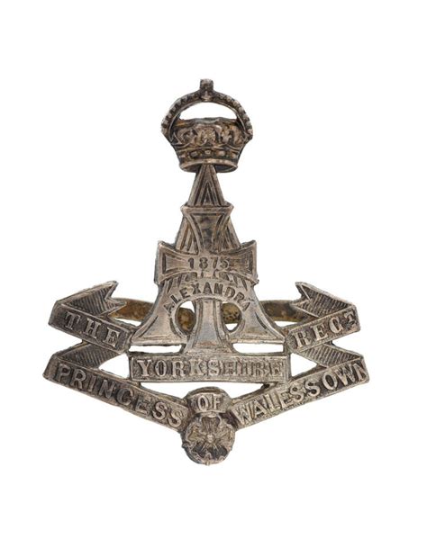 Officers Cap Badge The Green Howards Alexandra Princess Of Waless