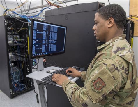 Dod Dhs Collaborating On Innovative Cybersecurity Solutions Us