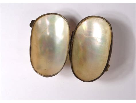 In 1972, after 30 years experience in the business, sam retired from paint making and moved to picturesque new berlin, new york. Mother of pearl egg holder gold metal chaplet box ...