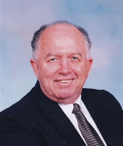 William Simmons's Instagram, Twitter & Facebook on IDCrawl