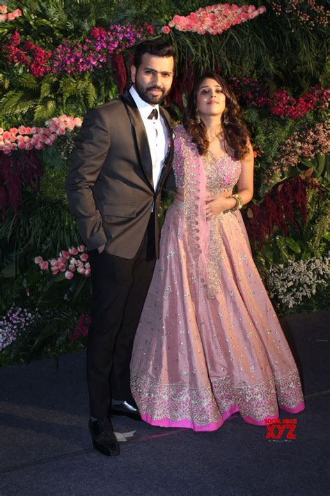 #adwinture #kohli #anushkavirat kohli and anuskha sharma reception full videoipl best performances. Mumbai: Virat Kohli Anushka Sharma's wedding reception ...