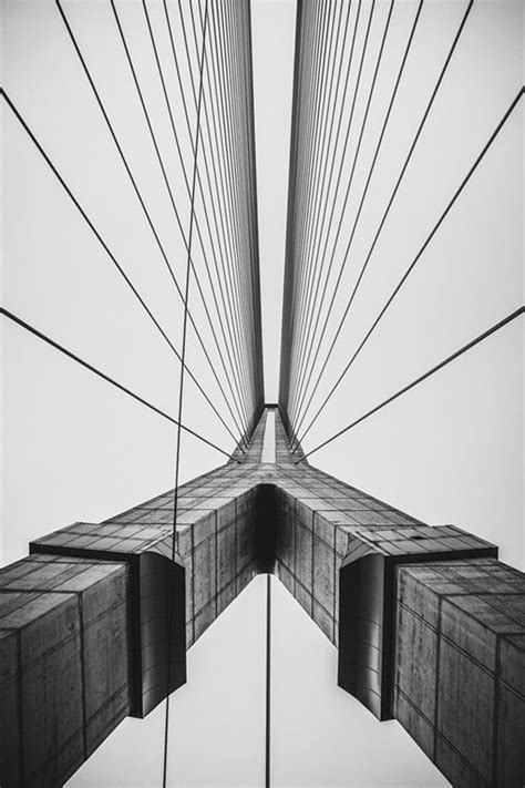 Dennis Jirasuwankij Bridge Sterke Geometrische