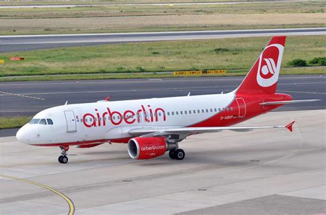 Check in beginning 24 hours and up to 45 minutes before your flight (90 minutes for international). Air Berlin: regole su bagaglio a mano e da stiva