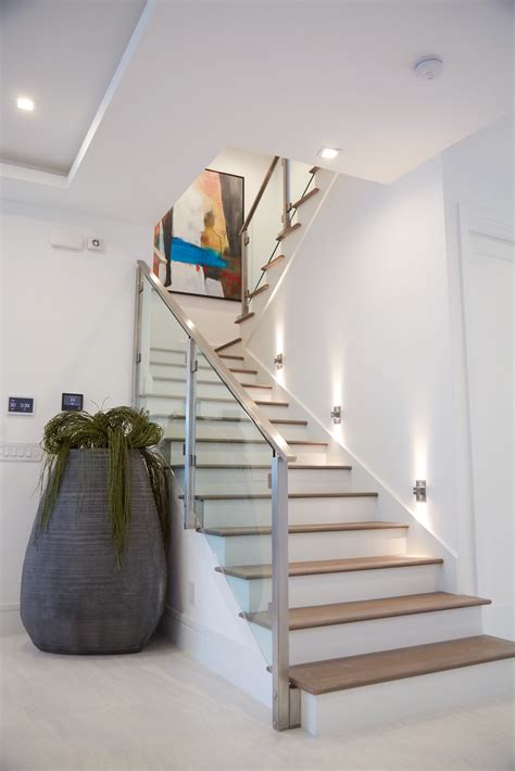 Contemporary Home Glass Staircase