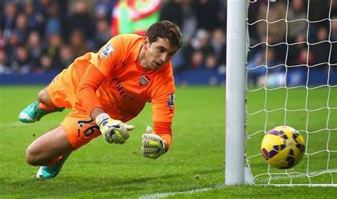 Toutes les statistiques de damián emiliano martínez pour la saison 2020/2021: Arsenal keeper Emiliano Martinez accepts he's third choice ...