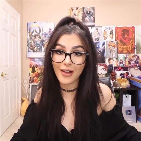 50 Likes 0 Comments ♡ Sssniperwolf Fanpage