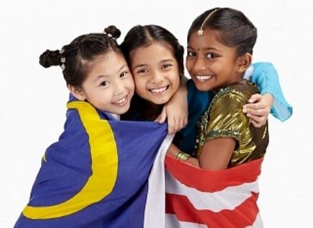 Major races in malaysia the three main races in the malay peninsula were the malays, the chinese and the indians. Malaysia ranked 8th 'LEAST miserable country'! Sure or not?