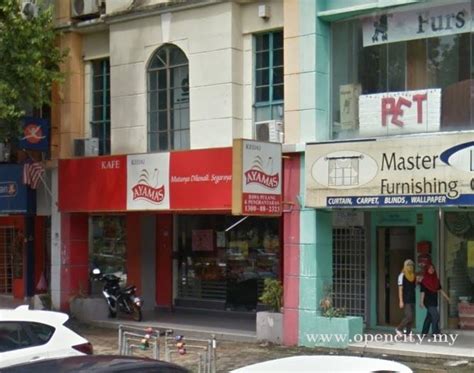 Mendapat pengiktirafan dan dirasmikan menjadi bandaraya pada tahun 2000. Kedai Vegetarian Shah Alam - Umpama f