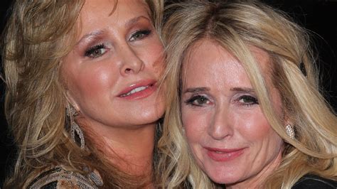Inside Kathy Hilton S Relationship With Her Sister Kim Richards Today