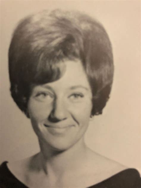 Obituary for Margaret Kemp Sutton | Crawford / Ray Funeral Home