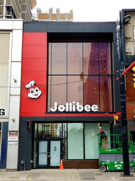 A New Jollibee Is Officially Opening In Downtown Toronto Laptrinhx News