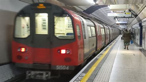 London Underground Northern Line 1995 Stock Departs Moorgate Youtube