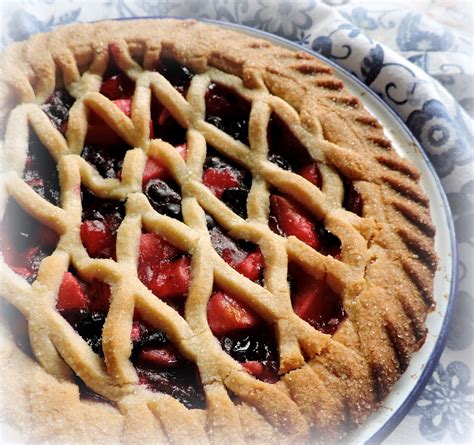 Apple And Blackcurrant Pie The English Kitchen