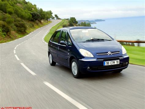 Citroen Xsara Picasso I Specs Performance Comparisons